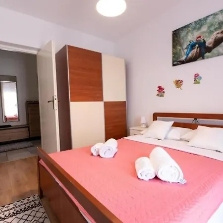 Prázdninový dům House Bistre With Private Pool